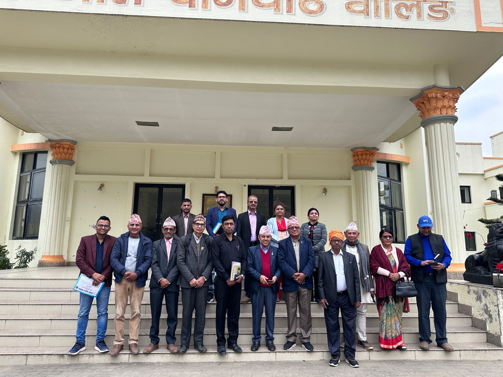 पंगेनी समाज नेपालको केन्द्रीय कार्य समितिको बैठक पछाडी लिईएको फोटो वालिङ्ग २०८० चैत्र ९